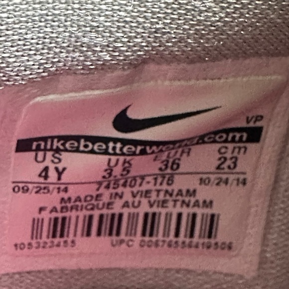 NIKE KD 7 AUNT PEARL SIZE 4 YOUTH - Picture 13 of 16